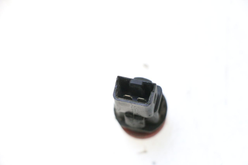 photo de HAZARD SWITCH PIAGGIO MP3 500 (2011 - 2015) - Component detail