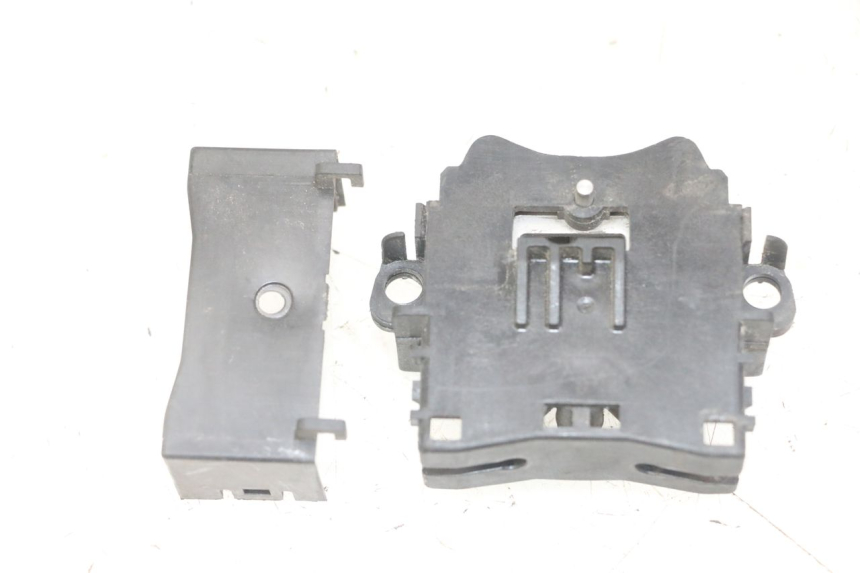 photo de SWITCH HONDA FORZA ABS 300 (2013 - 2017) - Zoom on usage condition