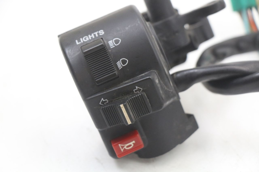 photo de LEFT SWITCH DAELIM A-FOUR 2T 50 (2005 - 2012) - Component detail