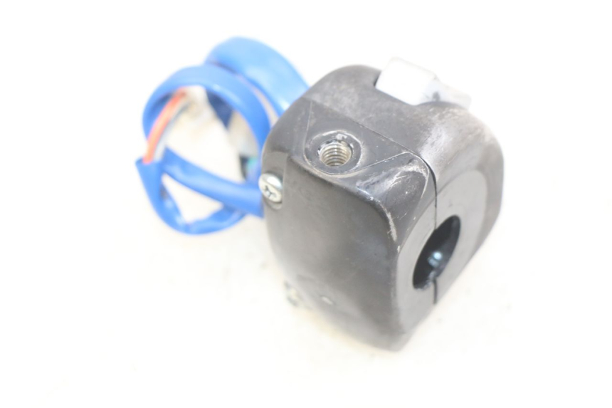 photo de LEFT HANDLEBAR SWITCH KYMCO AGILITY 16+ 4T 50 (2018 - 2023) - Alternative perspective