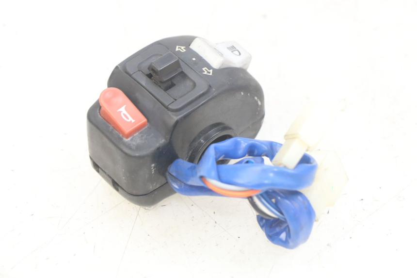 photo de LEFT HANDLEBAR SWITCH KYMCO AGILITY 16+ 4T 50 (2018 - 2023) - Alternative perspective