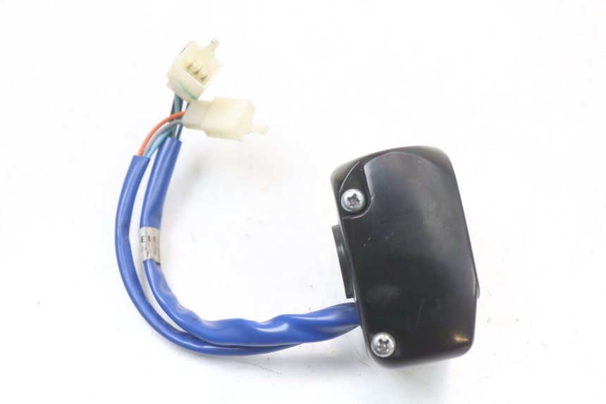 photo de LEFT HANDLEBAR SWITCH KYMCO AGILITY 4T 50 (2018 - 2022) - Alternative perspective