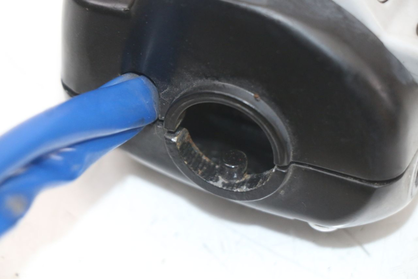 photo de LEFT HANDLEBAR SWITCH KYMCO AGILITY 4T 50 (2018 - 2022) - Fixing points details