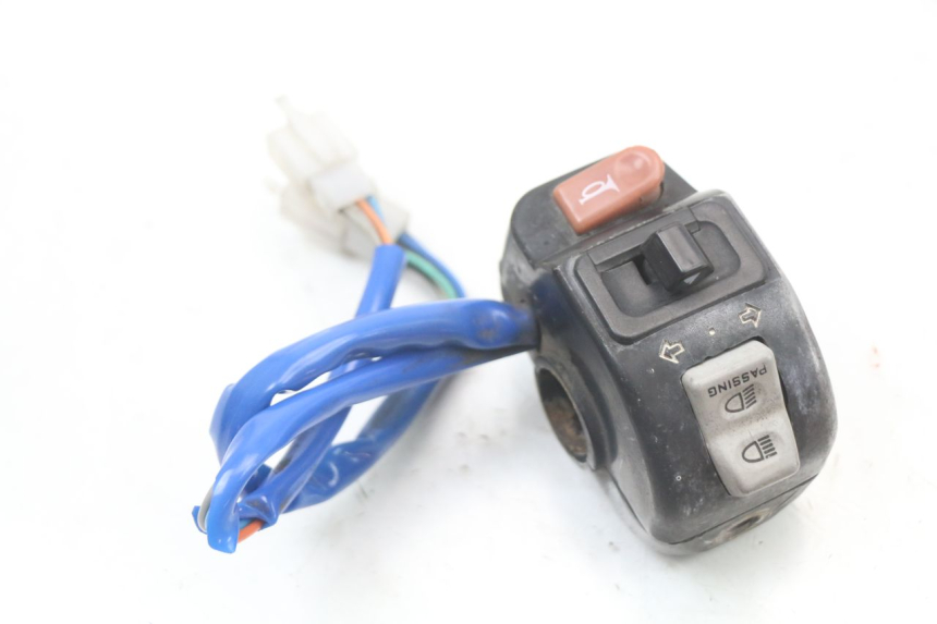 photo de LEFT HANDLEBAR SWITCH KYMCO AGILITY 4T 50 (2005 - 2018) - Zoom on usage condition