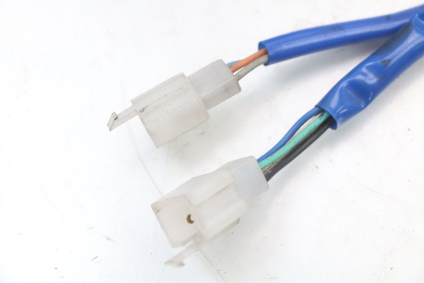 photo de LEFT HANDLEBAR SWITCH KYMCO AGILITY 4T 50 (2005 - 2018) - Surface and material condition