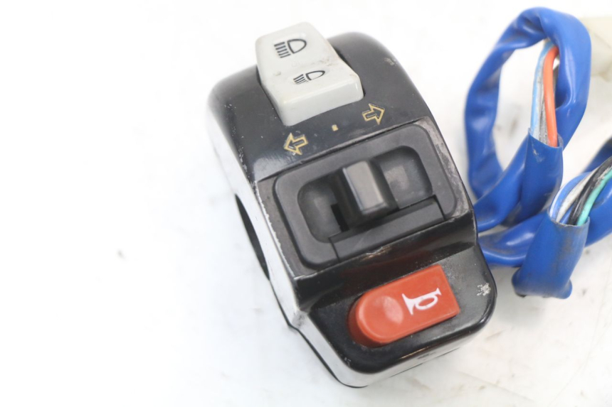 photo de LEFT HANDLEBAR SWITCH KYMCO AGILITY 4T 50 (2018 - 2022) - Component detail