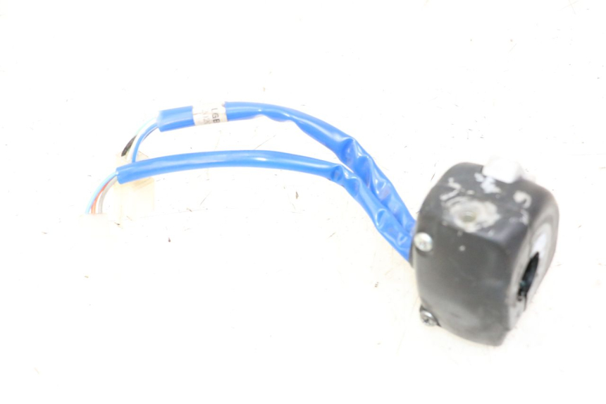 photo de LEFT HANDLEBAR SWITCH KYMCO AGILITY 4T 50 (2018 - 2022) - Product overview