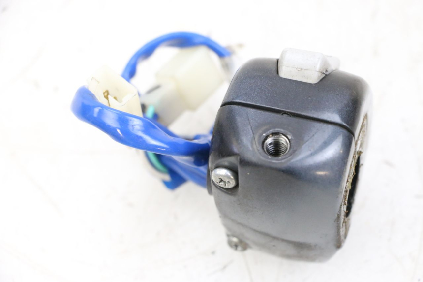 photo de LEFT HANDLEBAR SWITCH KYMCO AGILITY 4T 50 (2018 - 2022) - Technical close-up