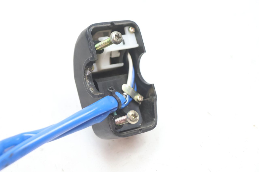photo de LEFT SWITCH KYMCO AGILITY PREMIUM 50 (2007 - 2010) - Product overview
