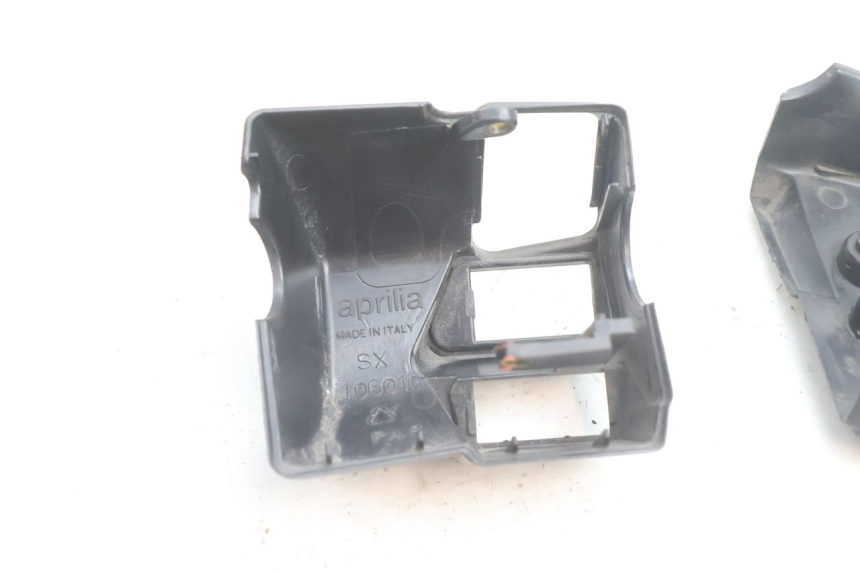 photo de LEFT SWITCH APRILIA ATLANTIC S 125 (2010 - 2013) - Technical close-up