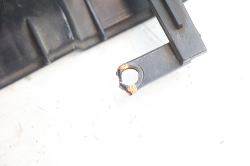 photo de LEFT SWITCH APRILIA ATLANTIC S 125 (2010 - 2013) - Fixing points details