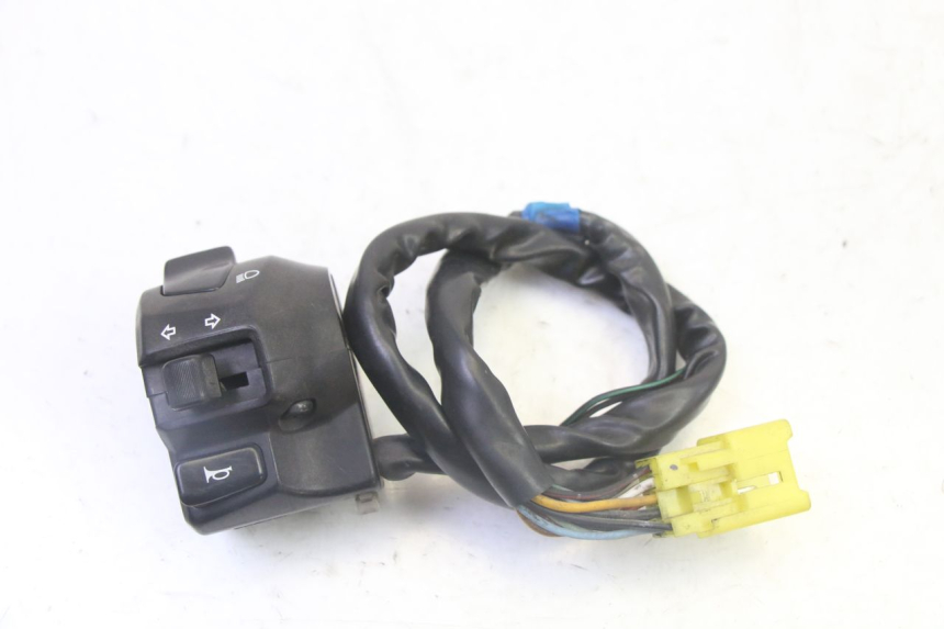 photo de LEFT HANDLEBAR SWITCH SUZUKI BURGMAN 125 (2007 - 2014) - Main view