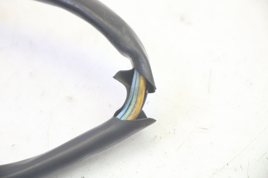 photo de LEFT HANDLEBAR SWITCH SUZUKI BURGMAN 125 (2007 - 2014) - Fixing points details