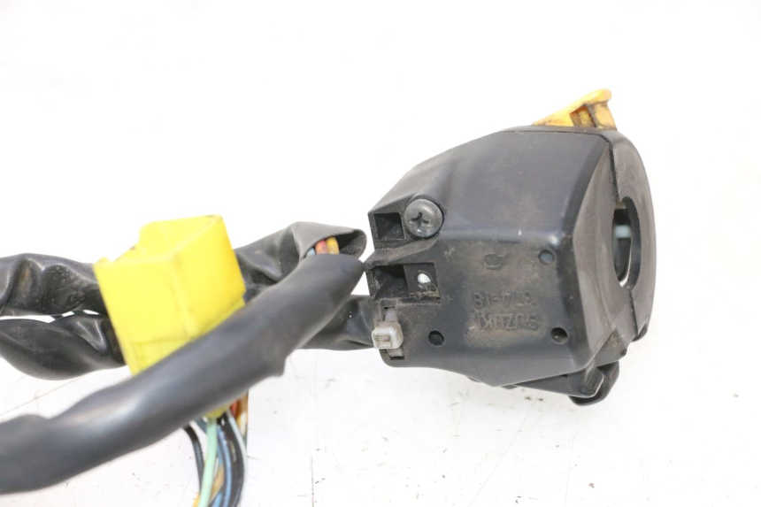 photo de LEFT HANDLEBAR SWITCH SUZUKI BURGMAN 125 (2007 - 2014) - Alternative perspective