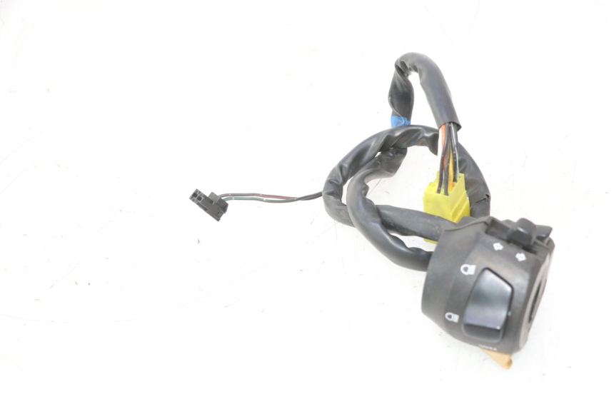 photo de LEFT HANDLEBAR SWITCH SUZUKI BURGMAN 125 (2007 - 2014) - Checked used part