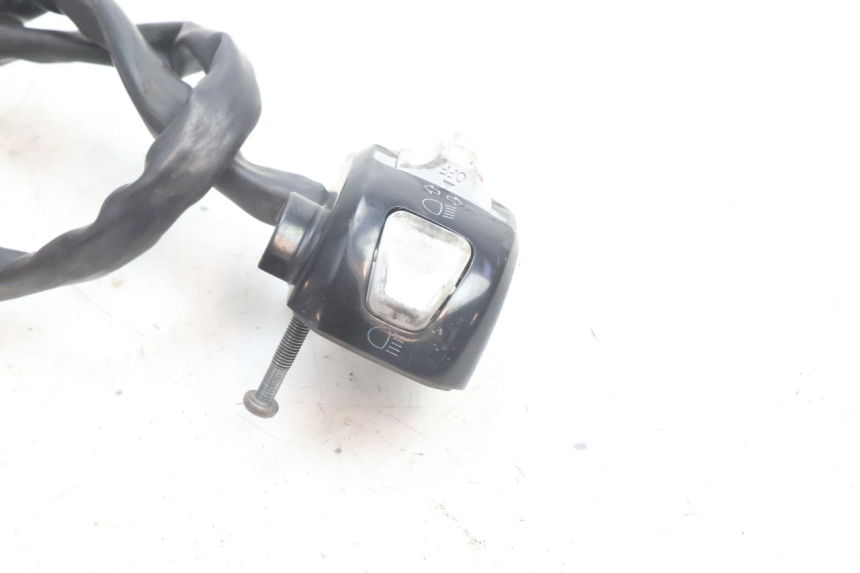photo de LEFT HANDLEBAR SWITCH YAMAHA BW'S BWS 125 (2010 - 2013) - Alternative perspective