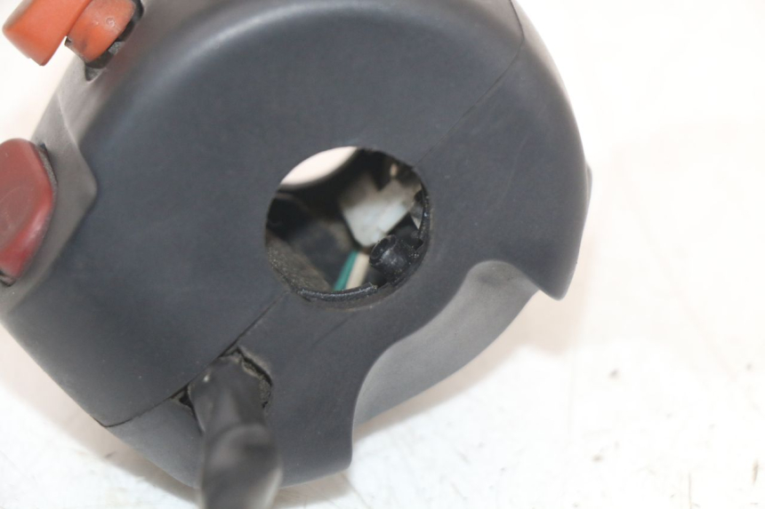 photo de LEFT HANDLEBAR SWITCH BMW C1 125 (2000 - 2003) - Alternative perspective