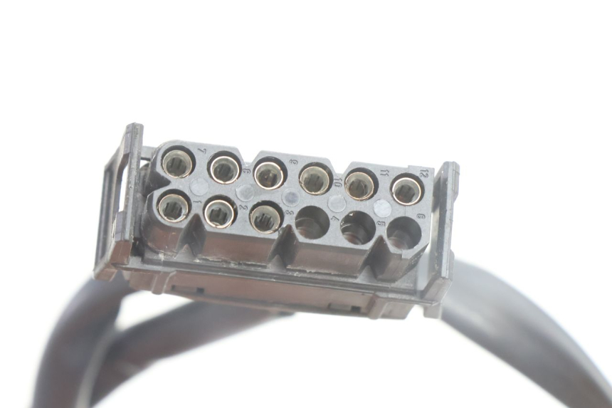 photo de LEFT HANDLEBAR SWITCH BMW C1 125 (2000 - 2003) - Fixing points details