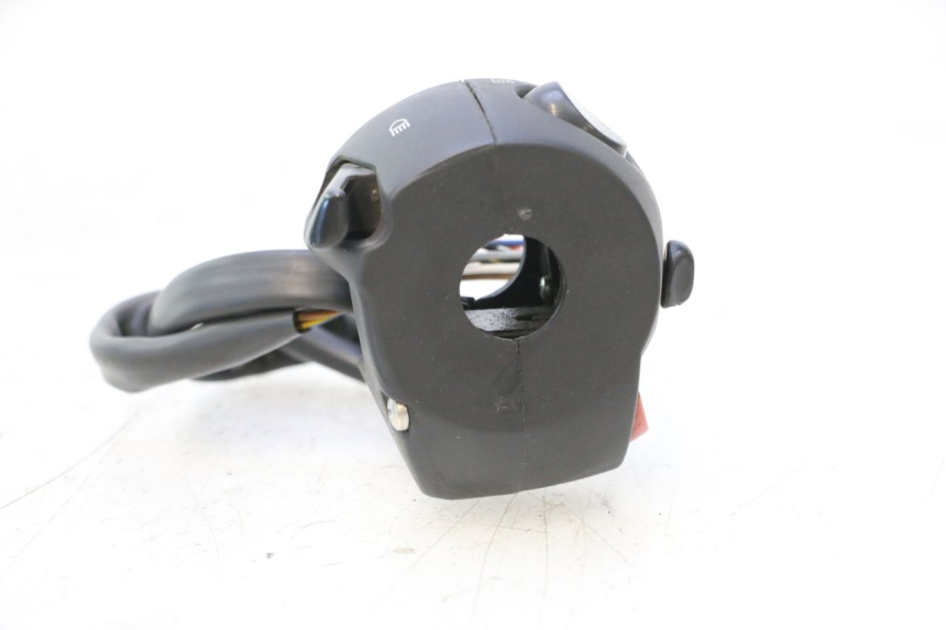 photo de LEFT HANDLEBAR SWITCH PEUGEOT CITYSTAR 2T 50 (2018 - 2021) - Product overview