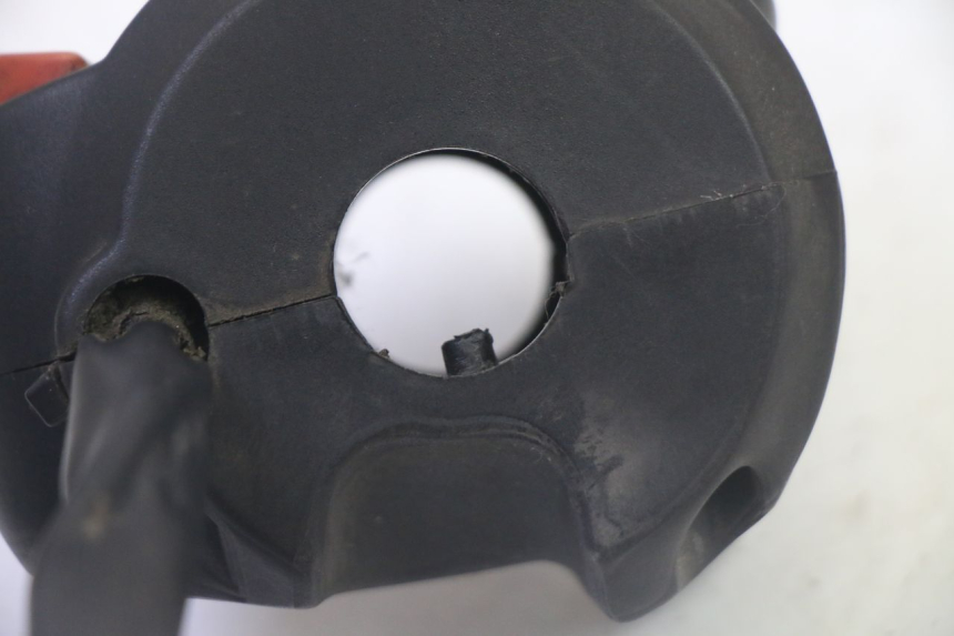 photo de LEFT HANDLEBAR SWITCH PEUGEOT CITYSTAR 50 (2013 - 2017) - Product overview