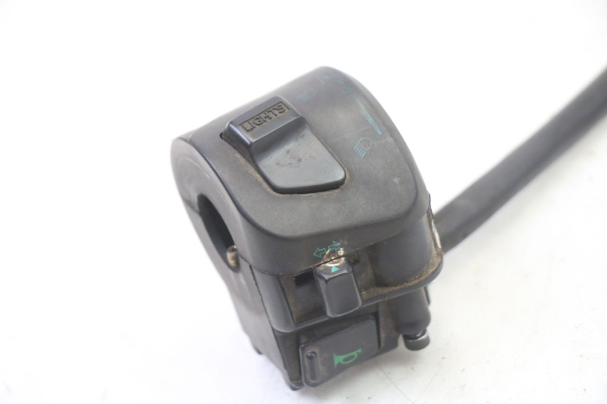 photo de LEFT SWITCH APRILIA CLASSIC 125 (1995 - 2001) - Zoom on usage condition