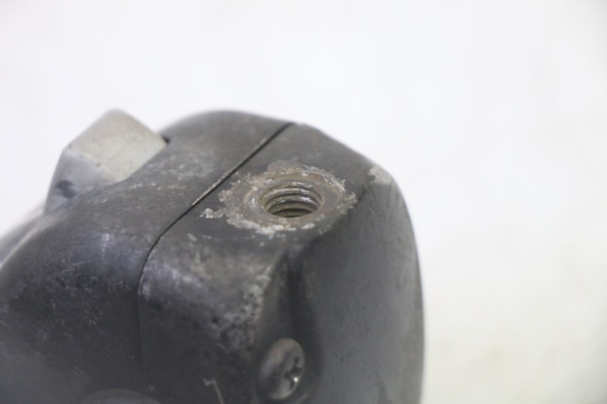 photo de LEFT HANDLEBAR SWITCH SYM CROX 4T 50 (2016 - 2023) - Fixing points details