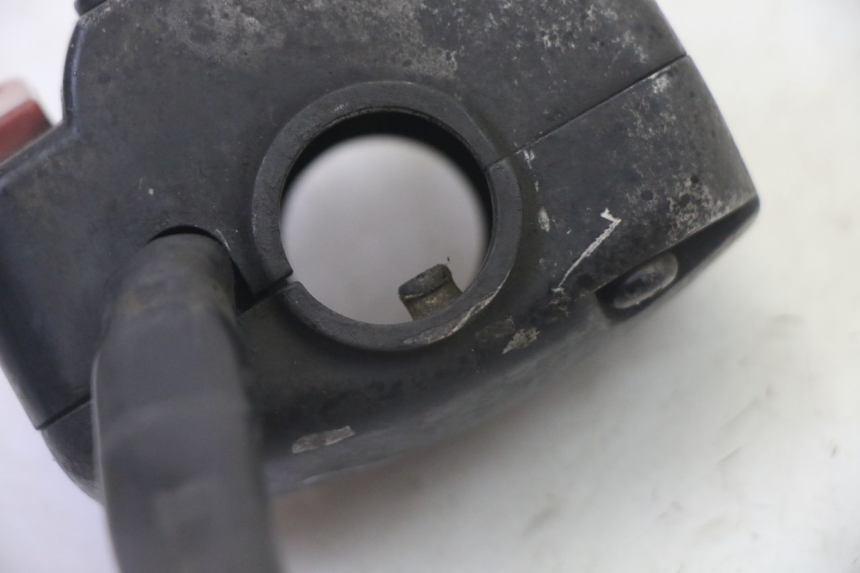 photo de LEFT HANDLEBAR SWITCH SYM CROX 4T 50 (2016 - 2023) - Surface and material condition