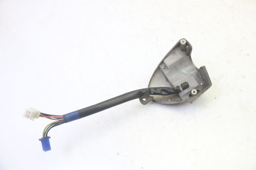 photo de LEFT HANDLEBAR SWITCH YAMAHA CYGNUS X INJECTION 125 (2007 - 2013) - Alternative perspective