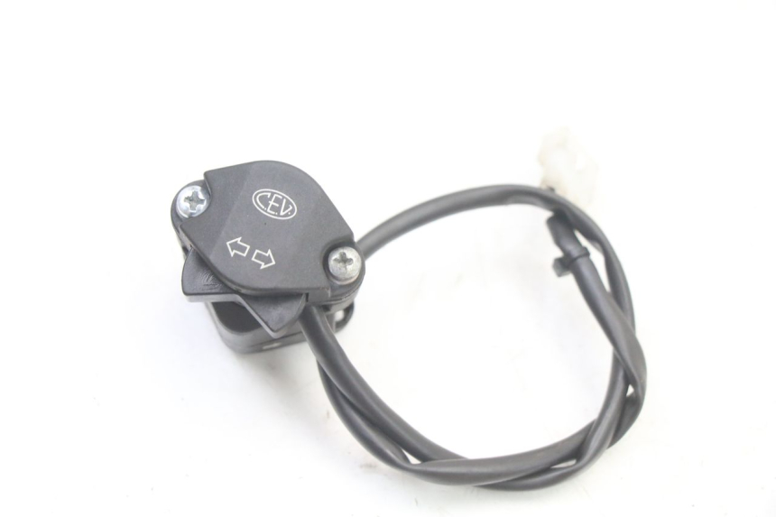 photo de LEFT SWITCH DERBI SENDA SM DRD X-TREME 50 (2011 - 2017) - Zoom on usage condition