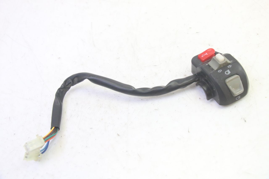 photo de LEFT SWITCH LONGJIA DIGITA 4T 50 (2019 - 2022) - Zoom on usage condition