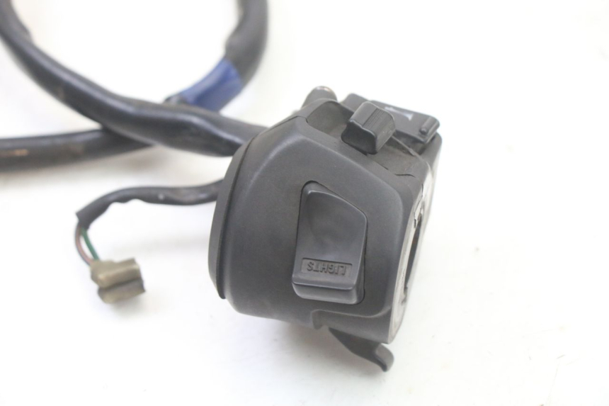 photo de LEFT HANDLEBAR SWITCH KYMCO DINK STREET 125 (2009 - 2014) - Alternative perspective