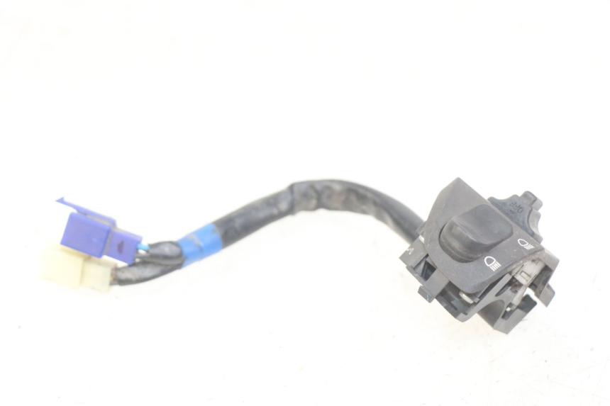 photo de LEFT HANDLEBAR SWITCH YAMAHA D'ELIGHT DELIGHT 125 (2017 - 2020) - Fixing points details