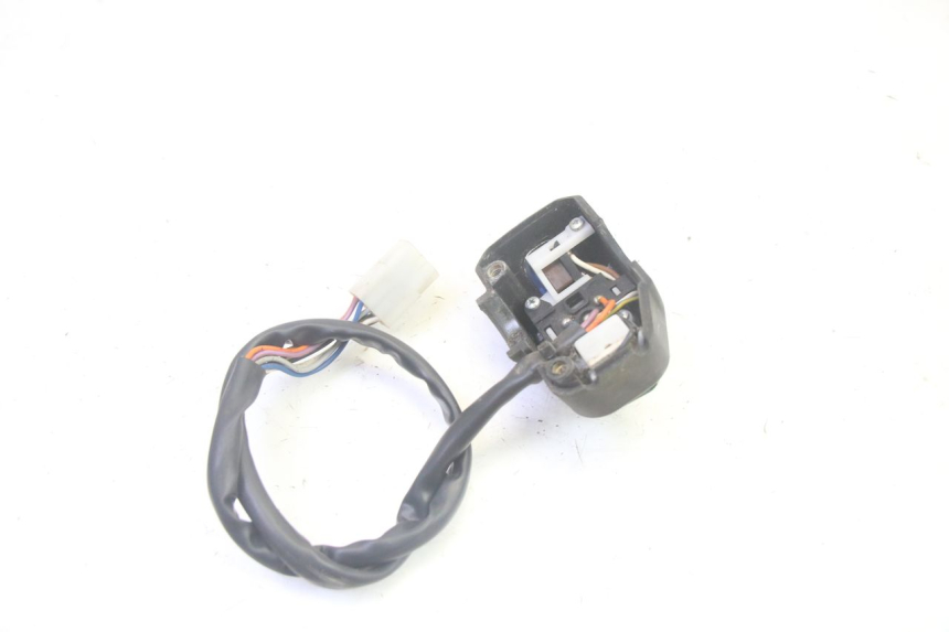 photo de LEFT HANDLEBAR SWITCH PEUGEOT ELYSEO 125 (1999 - 2004) - Alternative perspective