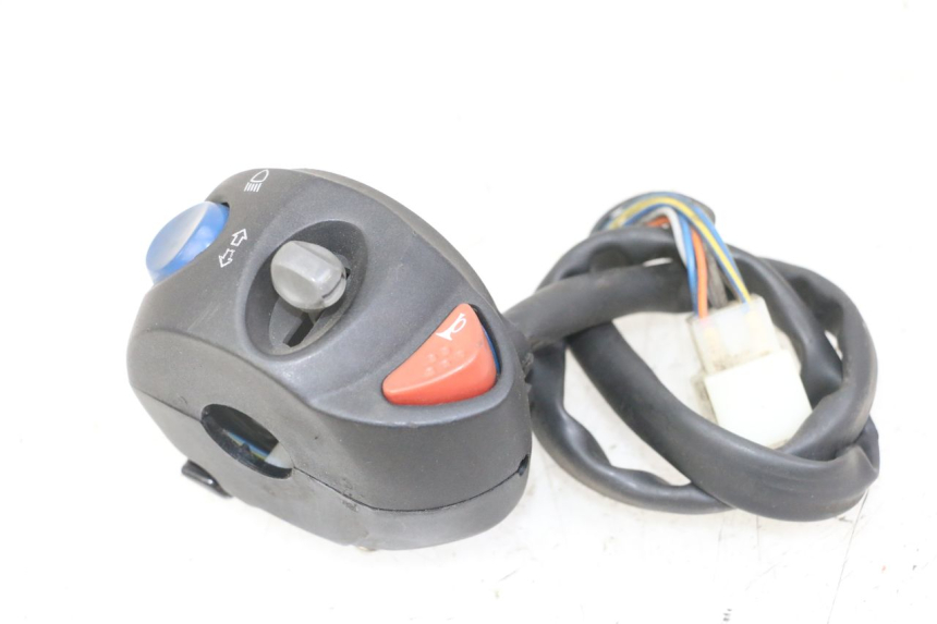 photo de LEFT SWITCH PEUGEOT ELYSTAR 125 (2002 - 2007) - Alternative perspective