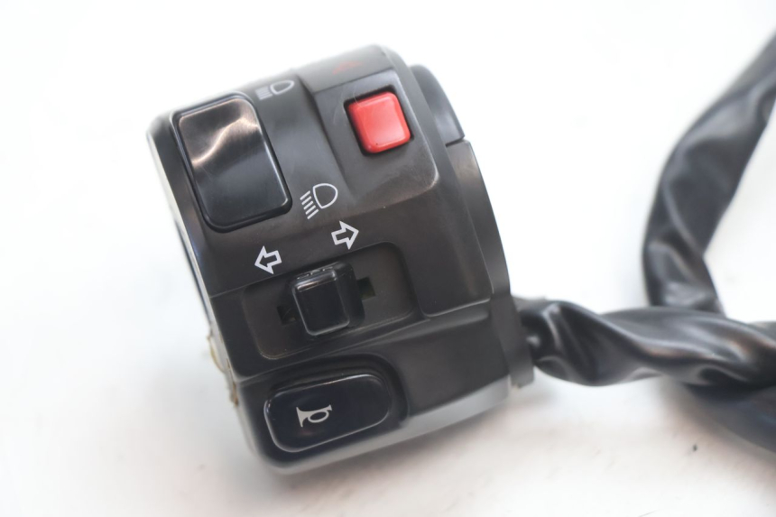 photo de LEFT SWITCH KAWASAKI ER-6 ER6 N 650 (2005 - 2009) - Component detail