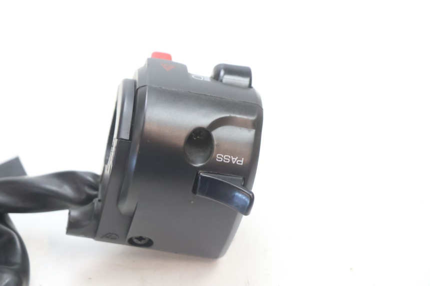 photo de LEFT SWITCH KAWASAKI ER-6 ER6 N 650 (2005 - 2009) - Technical close-up