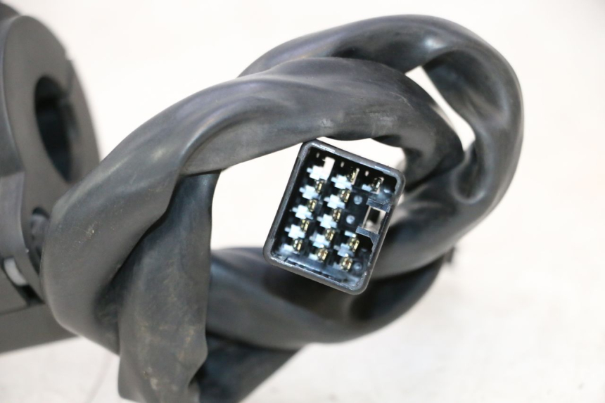 photo de LEFT SWITCH KAWASAKI ER-6 ER6 N 650 (2005 - 2009) - Product overview