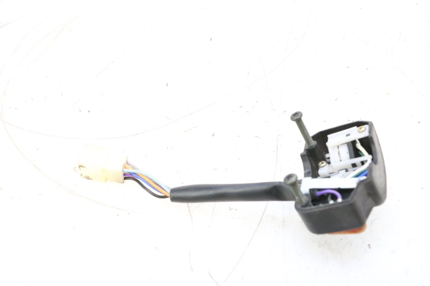photo de LEFT HANDLEBAR SWITCH JM MOTORS EVOLIS 4T 50 (2018 - 2022) - Alternative perspective