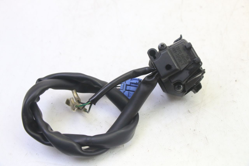 photo de LEFT HANDLEBAR SWITCH HONDA FES S-WING SWING ABS 125 (2007 - 2015) - Product overview