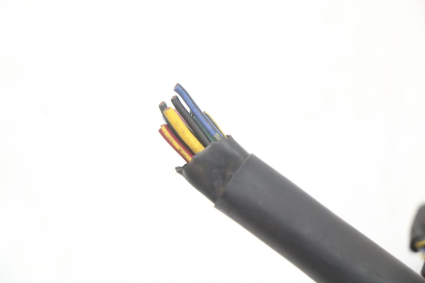 photo de LEFT HANDLEBAR SWITCH YAMAHA FJR ABS 1300 (2006 - 2012) - Fixing points details