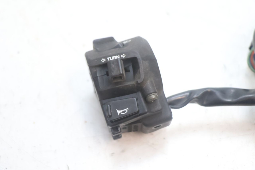 photo de LEFT SWITCH HONDA FJS SILVER WING SILVERWING 400 (2005 - 2008) - Component detail