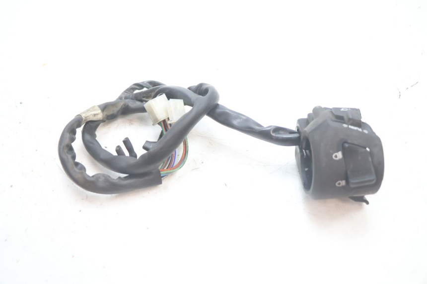 photo de LEFT SWITCH HONDA FJS SILVER WING SILVERWING 400 (2005 - 2008) - Zoom on usage condition