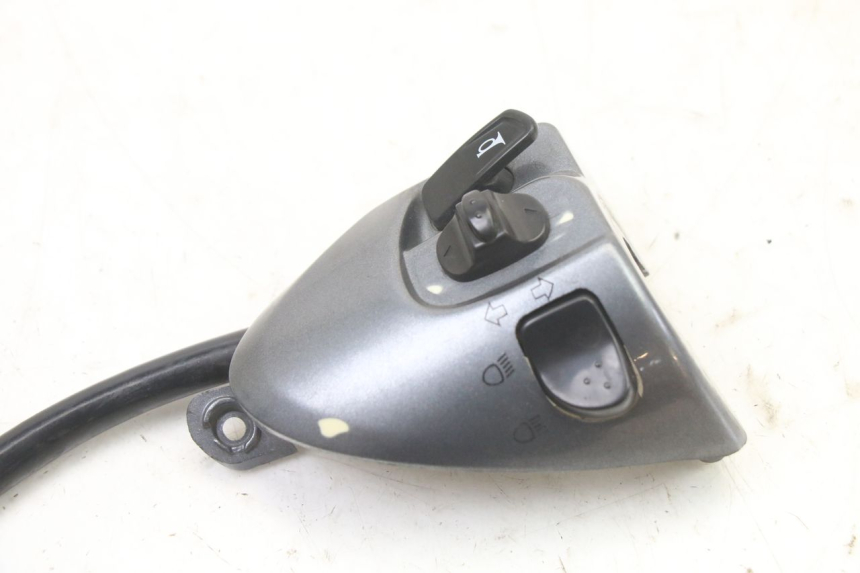 photo de LEFT SWITCH MBK FLAME X 125 (2007 - 2016) - Alternative perspective