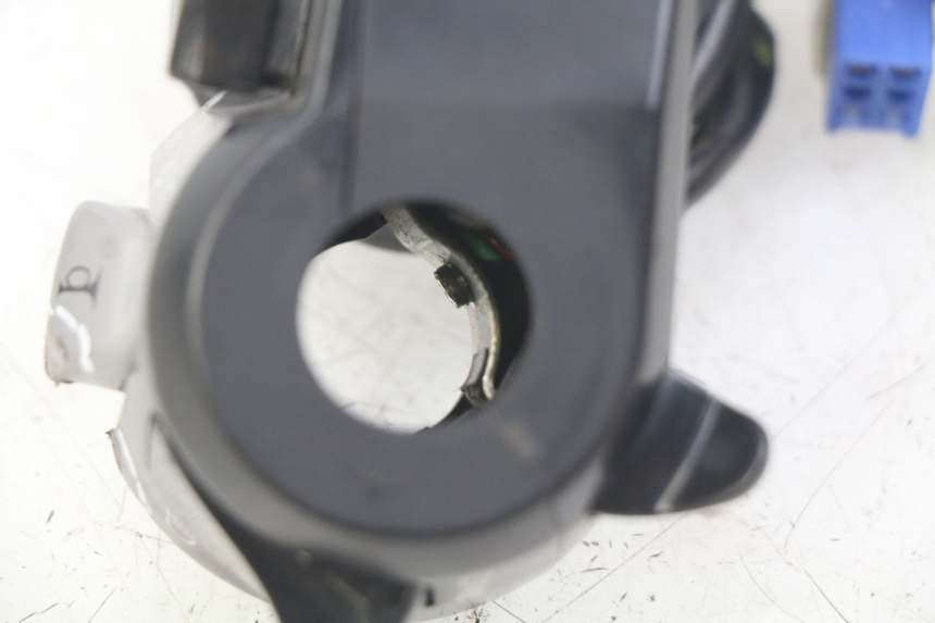 photo de LEFT HANDLEBAR SWITCH HONDA FORZA 125 (2015 - 2016) - Product overview