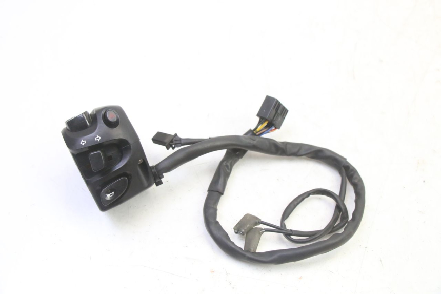 photo de LEFT SWITCH YAMAHA FZ6 FAZER S2 600 (2007 - 2011) - Main view
