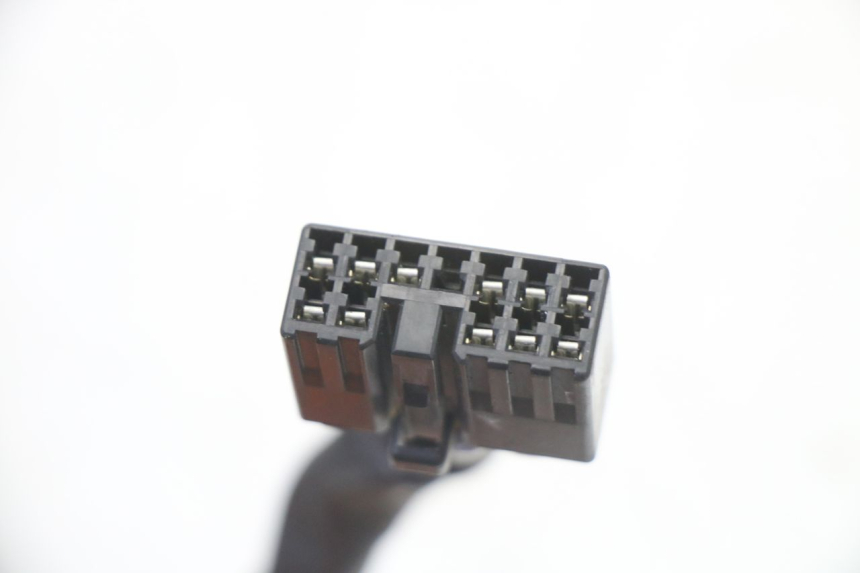 photo de LEFT SWITCH YAMAHA FZ6 FAZER S2 600 (2007 - 2011) - Fixing points details