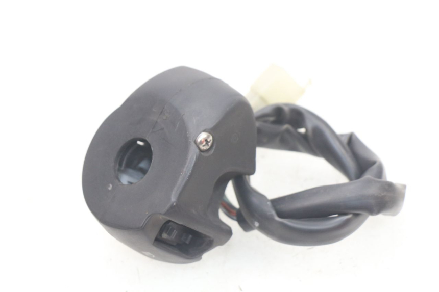 photo de LEFT HANDLEBAR SWITCH PEUGEOT GEOPOLIS 400 (2007 - 2013) - Technical close-up