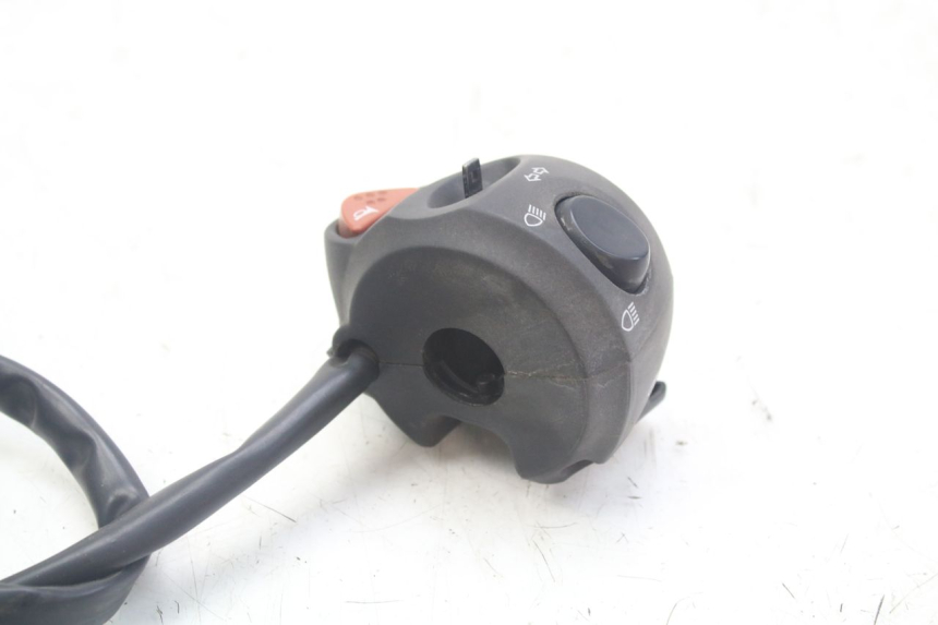 photo de LEFT SWITCH PEUGEOT GEOPOLIS RS 125 (2007 - 2009) - Alternative perspective