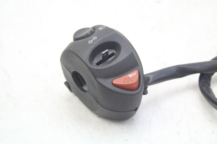 photo de LEFT SWITCH PEUGEOT GEOPOLIS RS 125 (2007 - 2009) - Product overview