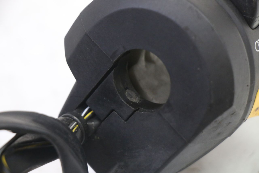 photo de LEFT SWITCH SUZUKI GSR 750 (2011 - 2017) - Product overview